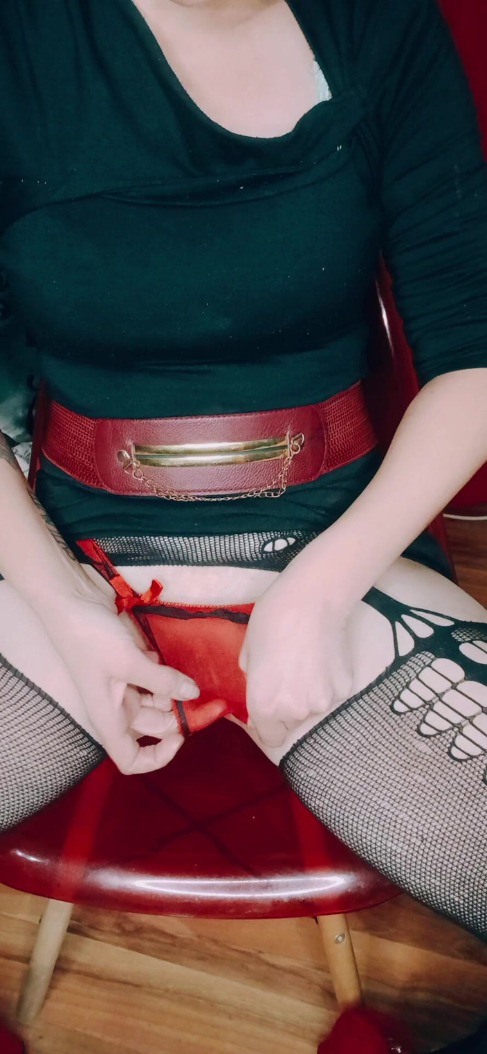 Mysticbabe: Squirting. Est-ce que ça allume ?