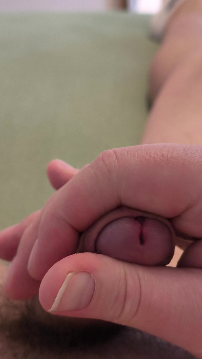 Uglydick: Cocoșul Păros Jucat