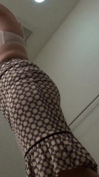 50S Big-breasted and Big-assed Stepmother Game - Shows off Her Body to Tempt Her Stepson’s Crotch - Numata Sae_part1