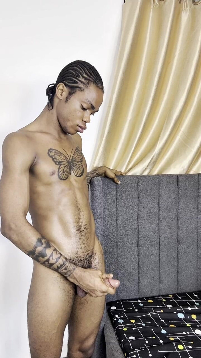 Baddestboyx: 这个家伙就在这里给了我一些世界上最好的紧致洞