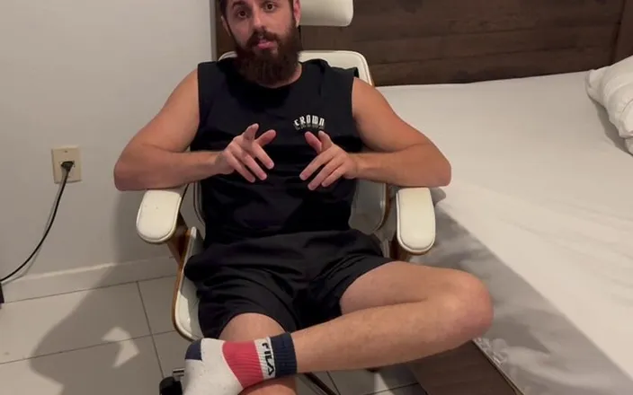 Rope Hunter: POV:i Will Use My Post-gym Socks to Gag You