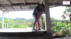 Japanese Hentai Matings: Štíhlá kráska zkoumásvobodu hledání tichého uvolnění pod noční obloze