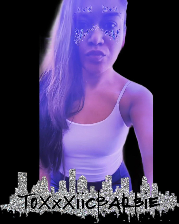 ToXxXiicBarbiie: Nói hiiiii to toxxxiicbarbiie từ Texas