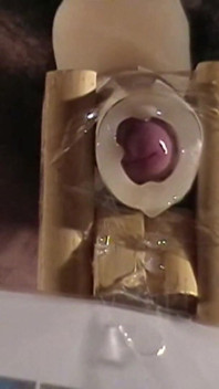 Masturbare cu futai cu pizdă long fleshlight