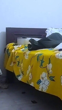 インドの大学生の女の子がリアルバイラル動画を