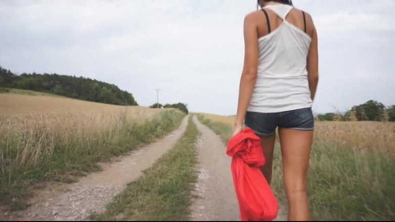 Watch4beauty: Máková holka