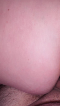 Verklig Styvmamma Med Enorm Röv Låter Sperma I Henne