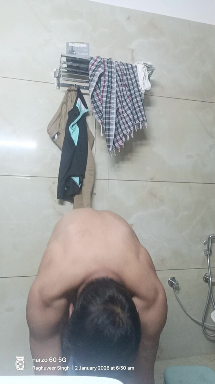 Rajasthani-old-lover: Hintli rajasthani desi adam duştan zevk alıyor