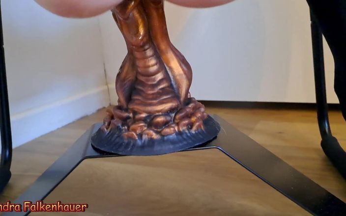 Sandra Falkenhauer: Il drago d'oro