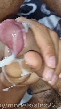 İnanılmaz Miktarda Sperm Var. Spermde Prezervatif Olmadan Sert Seks Femboy