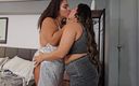 Busty BBW Latinas: Lesbiene mari și frumoase după petrecere cu sex dur