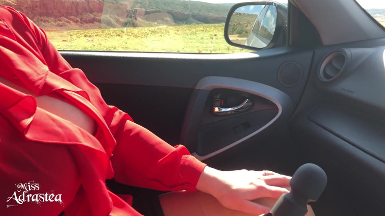 Miss Adrastea: Distrusă în dispozitiv de castitate după tachinare orgasmică