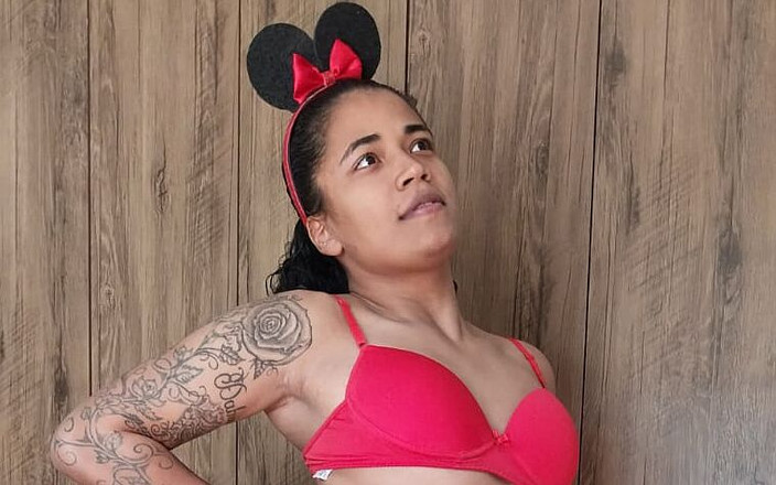 borboleta trans: Trans sesso con lingerie