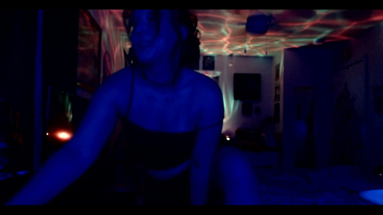 Alli Anderson: Room Like a Club