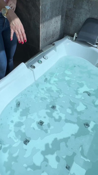 Curvy MILF Hotel Staff: Unexpected Jacuzzi Encounter & Bed Session