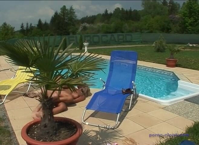 Porno Cloud: dhoop men hot chudaee