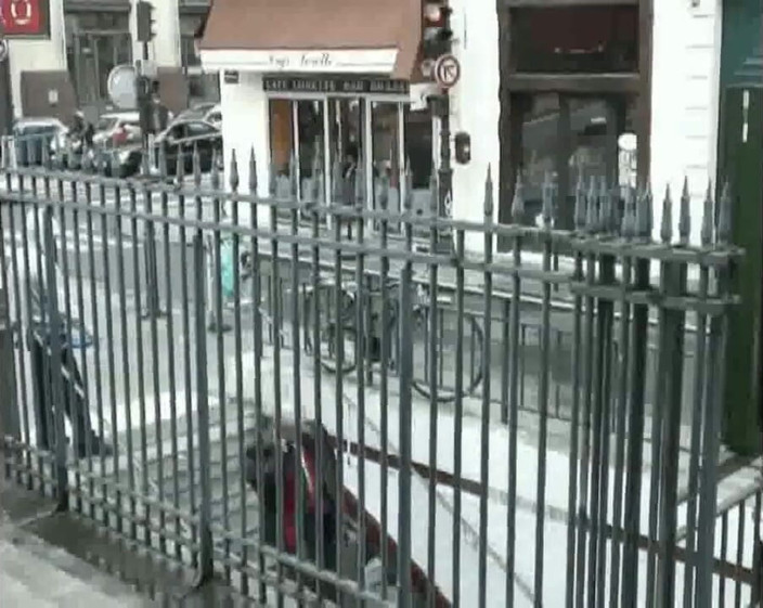 Crunch Boy: Saje ptáka své hetero kamarádky