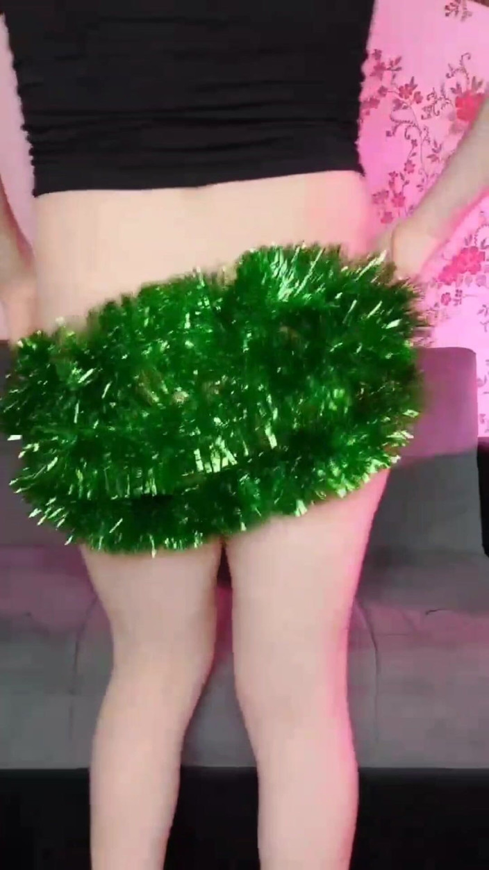 Kitty_Cross: Transgender hete mooie ladyboy korte jurk wit lichaam sexy danser...