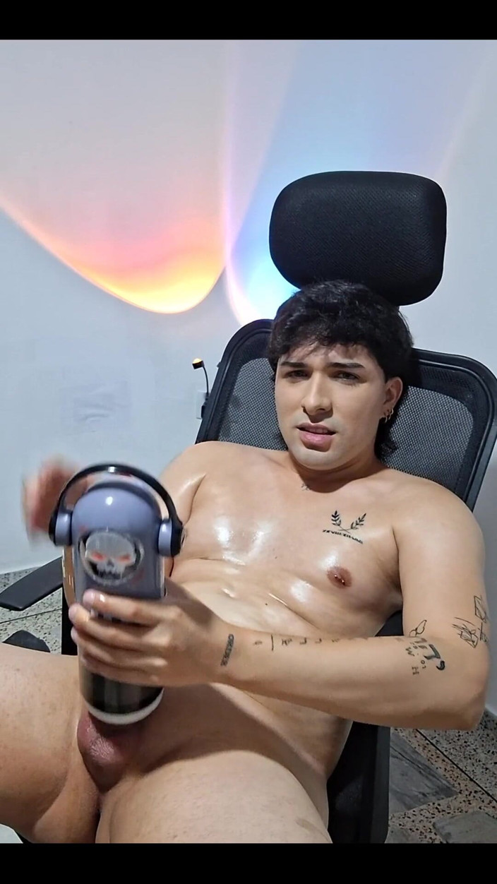 Diego latinboy: Testowanie mojej nowej zabawki