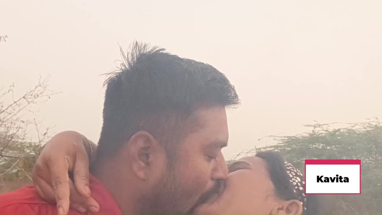 Kavita _zawazawi: Indiancă desi Marathi Kavita Bhabhi se fute cu Tatya în prim...