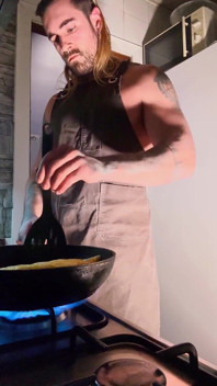 Resep spesialku: sejumpul masak, sejumputan kenikmatan (pria solo, pov)