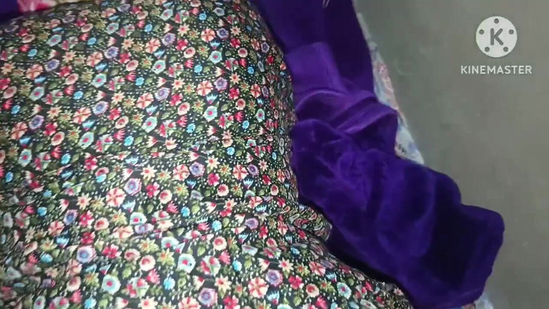 Savita5343: Mama vitregă de la sat Savita Desi și-a prins fiul vitreg...