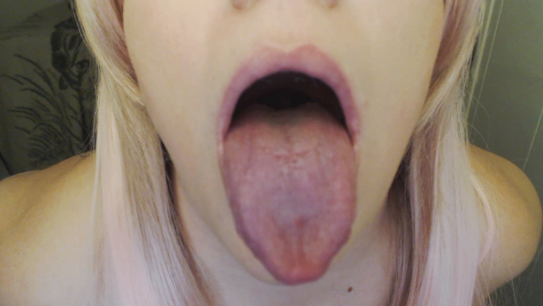 Scarlet Vixen: Fetish lidah cewek hot rambut pirang