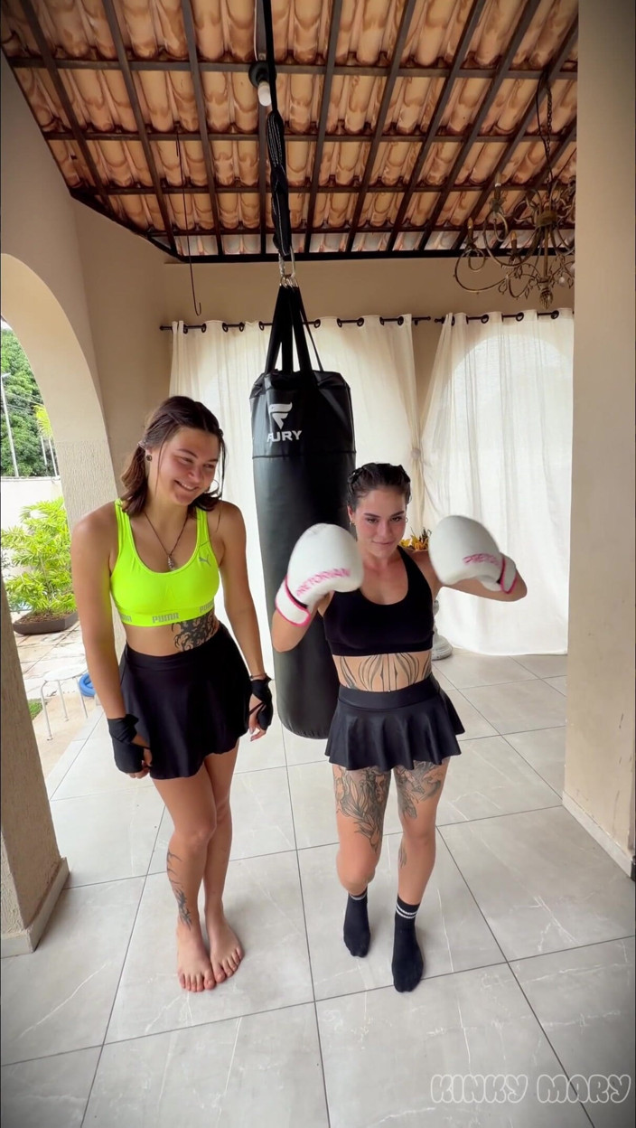 Kinky mary: My Sporty Friend and I Shared His Cock and Crapulence...
