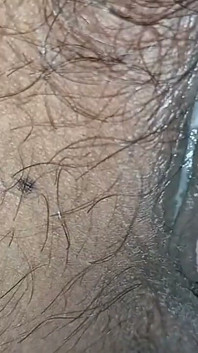 Ibu tiri bersendirian di rumah, minta saya bermalam dengannya