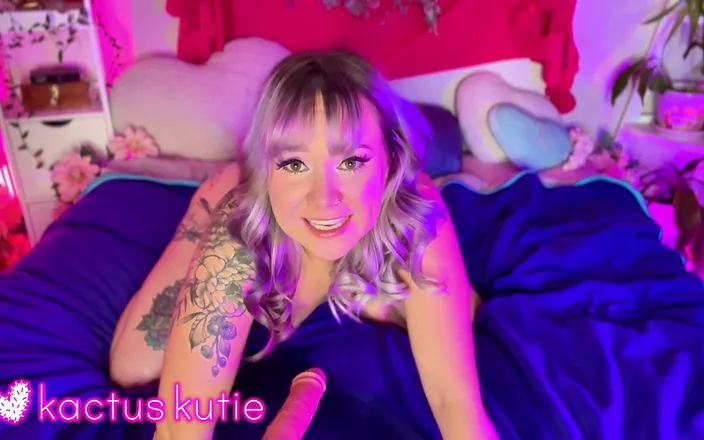 Kactus kutie: Step Ghost - Peeing and Fucking