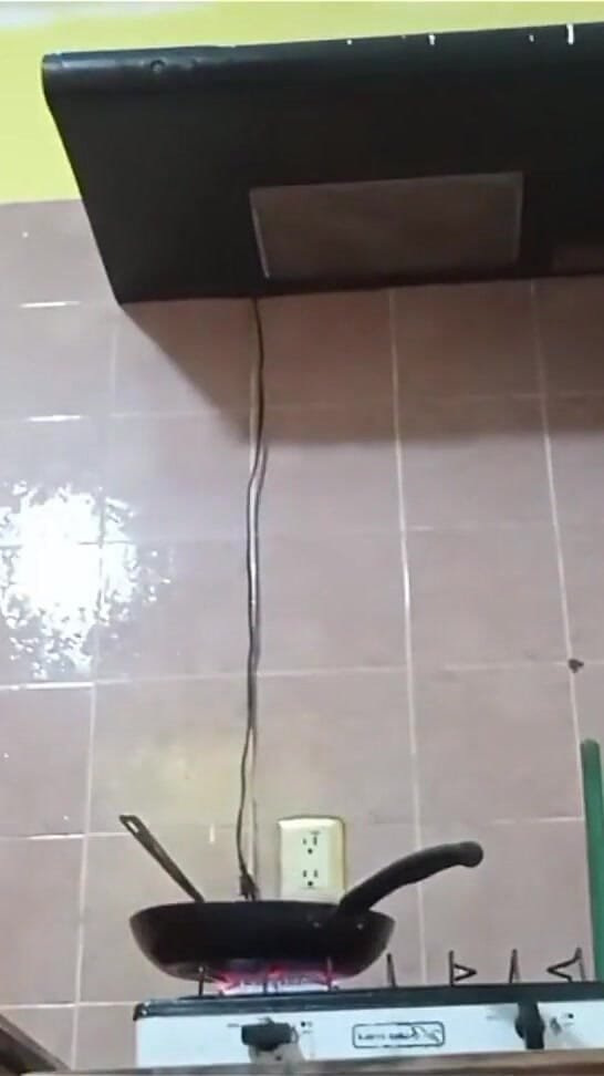 Karmicoxv: Tangalı tombul kayınvalide