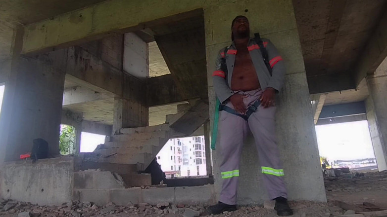 TheBlacKHunterr: Ich nahm ein Spielzeug mit zur Arbeit und schaute, was...