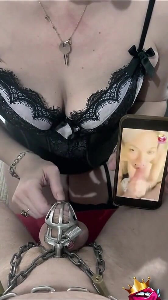 Mistress_BJQueen: ꜱʜᴏᴡɪɴɢ ᴍʏ ᴄᴄᴀꜱᴛɪᴛʏ ꜱʏ ꜱʏᴀᴠᴇ ᴡʜᴀᴛ ʜᴇꜱ ᴍᠥꜱɪɴɢ