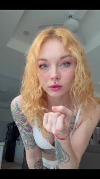 Attention: This Is for Slave Boys Only! Open Your Mouth Wide and Enjoy Your Reward for Being a Good Boy