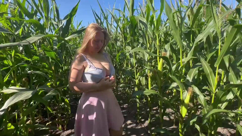 Maja Meer: Unallowed Anal Adventure in a Cornfield - Too Sweet to Stay...