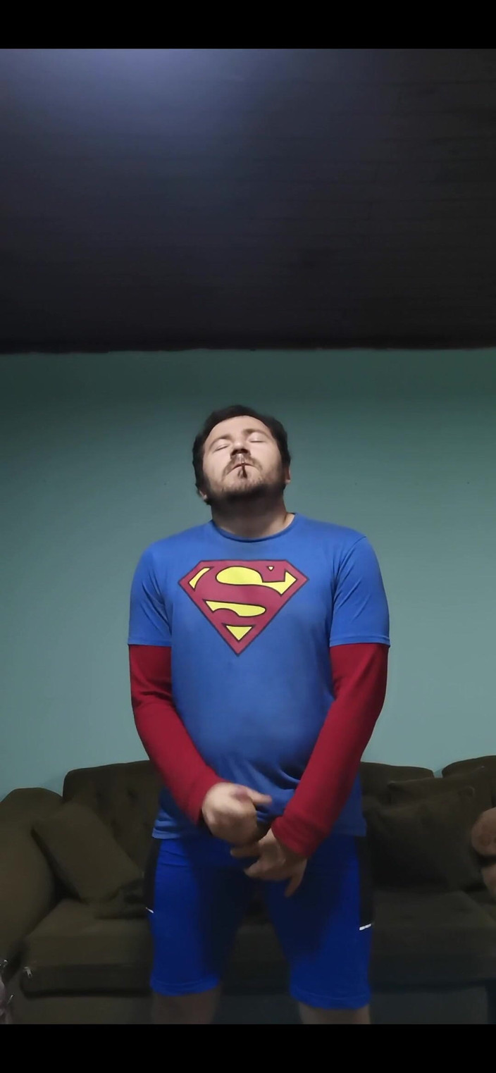 Rokkuman: Mycket het superman