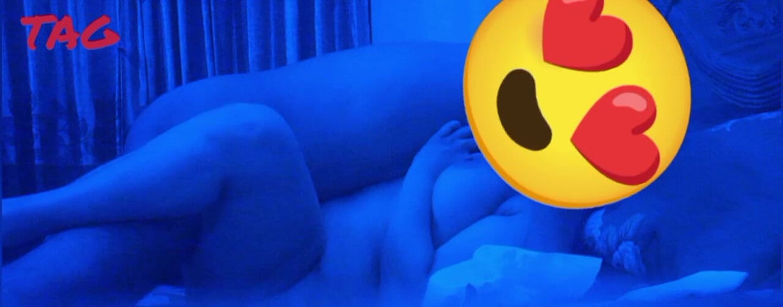 Teensex: Přítelkyně s velkým zadkem tvrdě šuká mokrou kundičku s přítelem s...