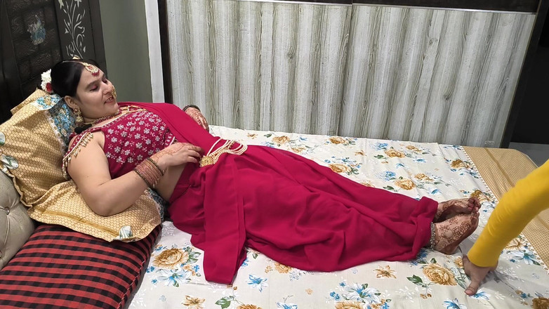 Desi chudai hub: Distracția futaiului înainte de a vedea Luna pe Karva Chauth
