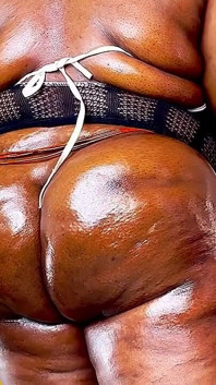 Sborrata che adoro dal grosso cazzo dei fratellastri