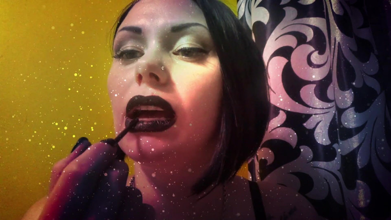 Goddess Misha Goldy: Czarownica z czarnymi ustami francuska całuje się z tobą i...
