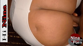 Metto il mio ragazzo con la mia migliore per scoparla nel culo