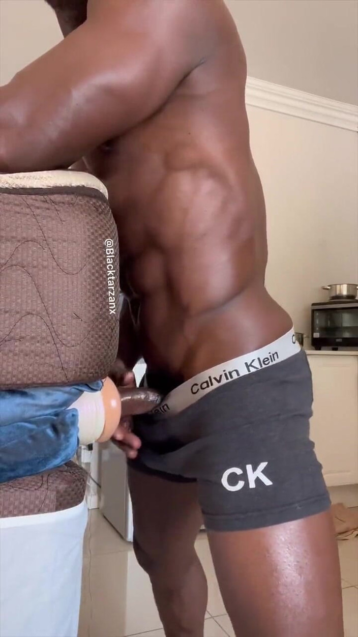 DamagedUnity9: Kåt i morse