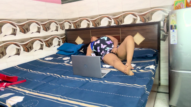 TactfulFiber902: El jefe castiga a la empleada caliente con esposas y...