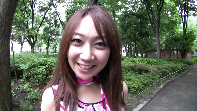 Asian Girls Entertainment: Beautiful Japanese chick receives a stiff dick in her hairy...