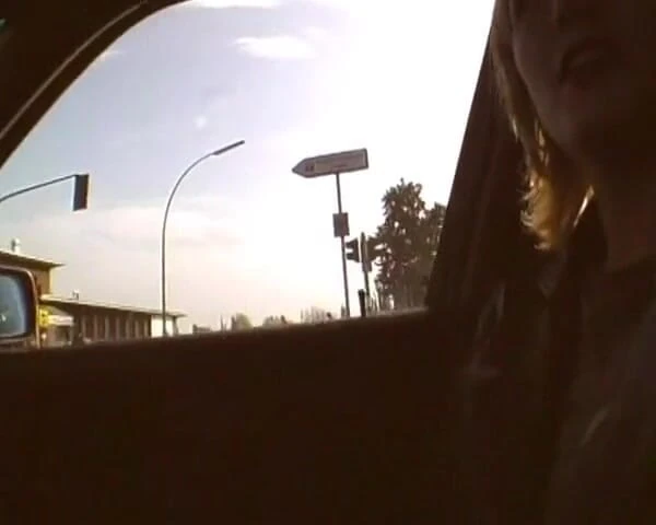 German Amateur Videos: Dipikat awek dari Jerman menjolok pepek ketatnya di dalam kereta