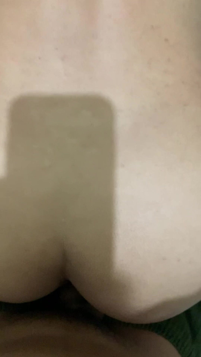 Indo Girl: Masturbating in the Room