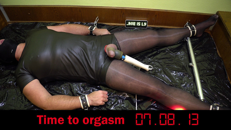 Daddy's secrets: Donatorul de spermă este muls de Ki