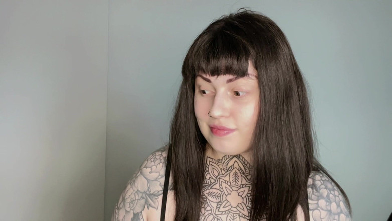 Miss Valentina: Üvey annenin tuvaleti