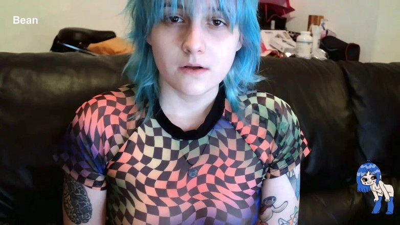 Alice Bean: Živé výstřky na kameře