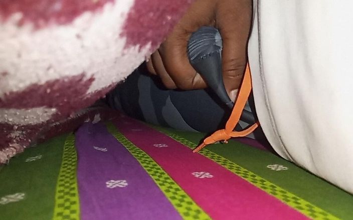 Sweet Indian cock: Я зняв спідницю та блузку Бхабхі і відтрахав її